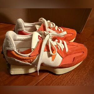 New Balance 327 Orange and White fashion sneakers